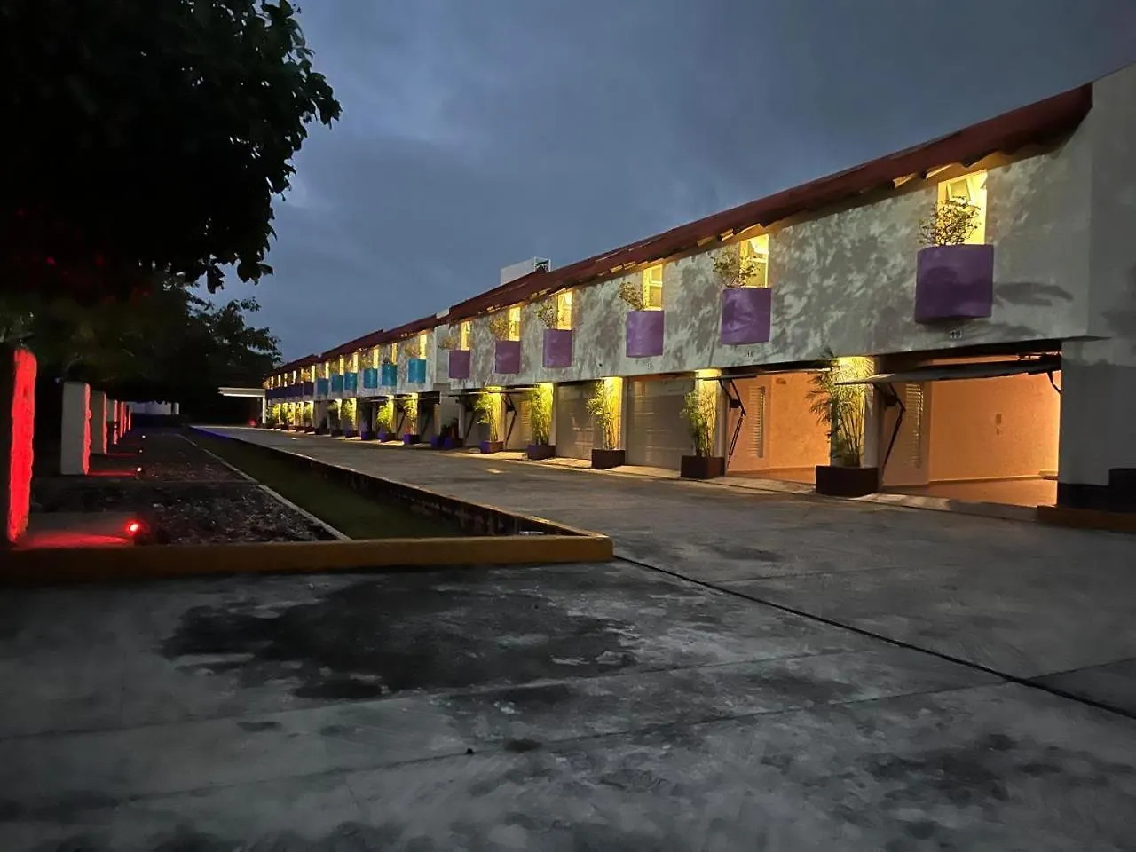 Motel Cerezas Cancún